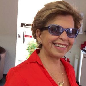 Meet your Posher, Maria antonia lauleta